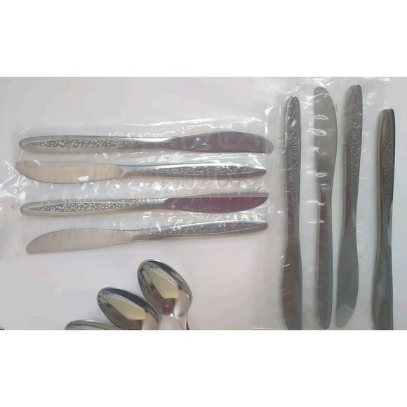 New Superior Stainless USA Radiant Rose 50 Peice Service For 8 + Serving Spoons - Picture 7 of 9